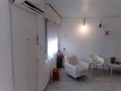 Depto Tipo Casa en Venta en Temperley, USD 151.900