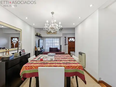 Casa en Venta con 1 cochera