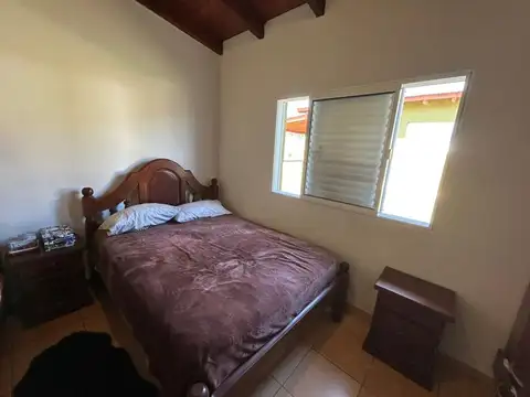 Casa 2 ambientes con 1 baño