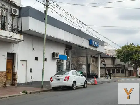 Local en Venta - 4 Baños - 1139mts - Saavedra