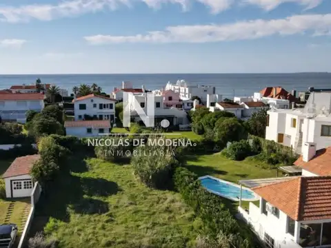 Península, lote con vista al mar.