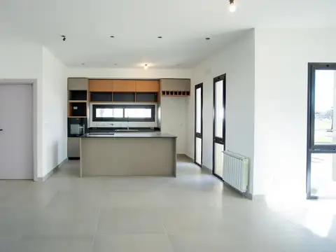 Venta casa 4 ambientes a estrenar en Prados del Oeste.