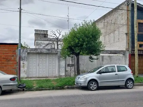 VENTA DE CASA EN LANUS MAS DEPARTAMENTO A RECICLAR