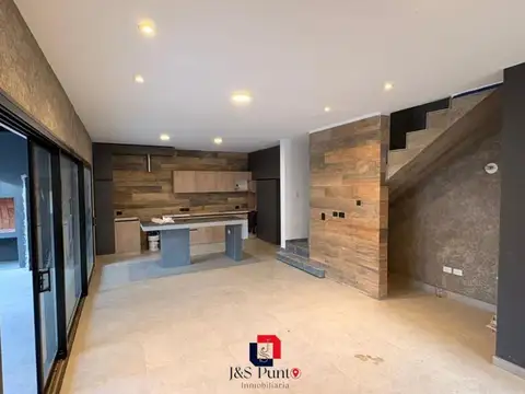 Casa en Venta en Arguello, USD 194.500