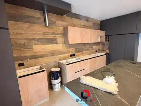 Casa 4 ambientes con 3 baños