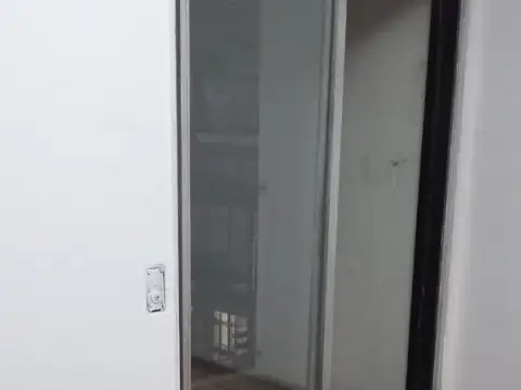 Castelli 100, Piso 10