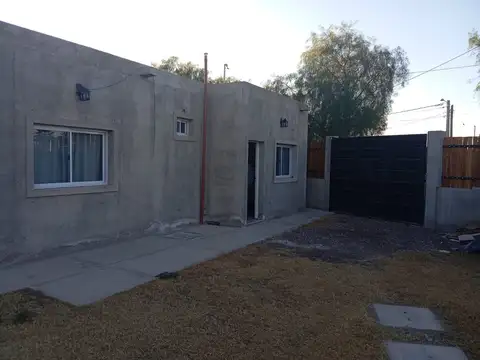 PROPIEDAD CON DOS CASAS EN VENTA -RODEO DE LA CRUZ