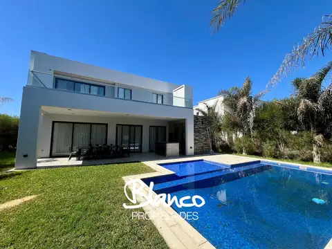 Puertos del Lago - Vistas 100