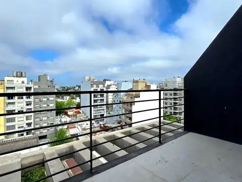 Depto Triplex 3 amb en Venta Villa Luro C/Cocheras