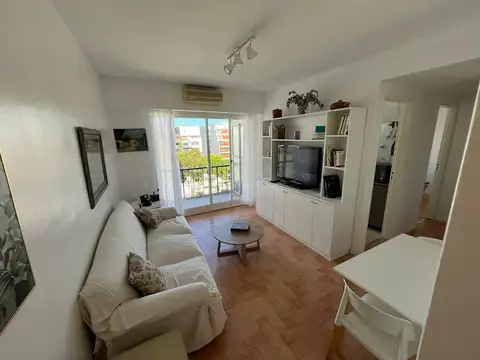 Av. Cabildo 500, Piso 8