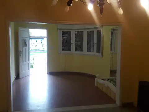 Calcagno 3600, Piso P.B
