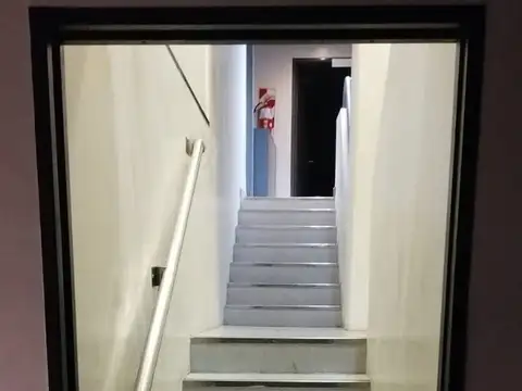 Depto Tipo Casa 4 ambientes con 3 baños