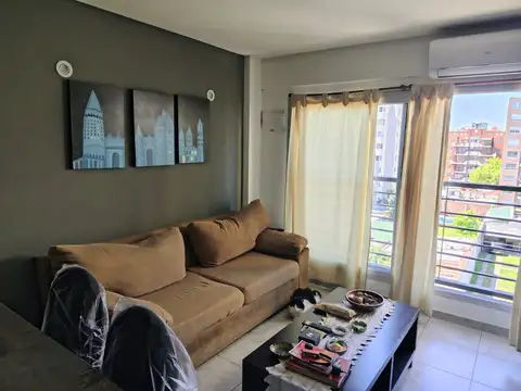 Departamento 2 ambientes en venta en Moron Centro. APTO CREDITO