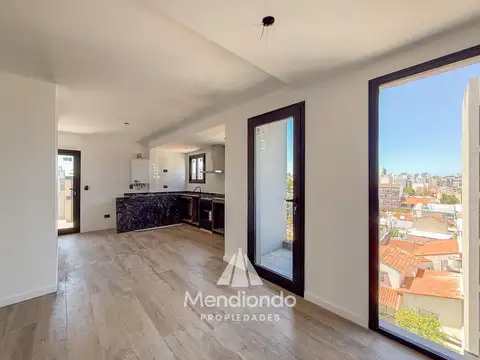 Departamento en Venta con 2 cocheras