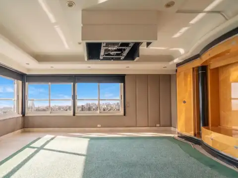 Departamento en Venta con 3 cocheras