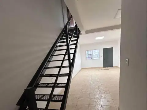 Casa en Alquiler en Los Polvorines, $ 700.000