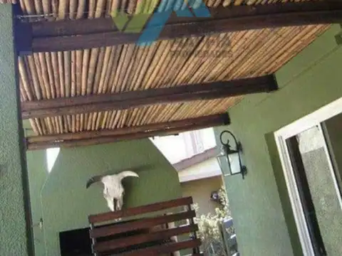 Casa en Venta en barrio El Zorzal 100