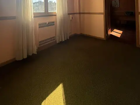 Oficina en Alquiler en Monserrat, $ 250.000