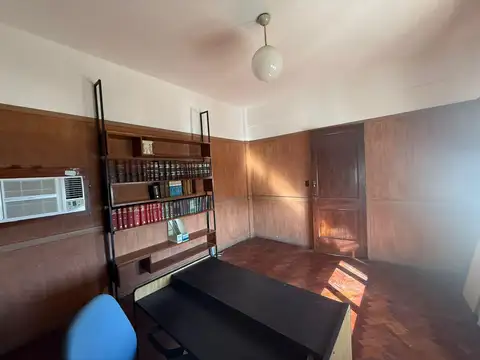 Oficina en Alquiler en Monserrat, $ 250.000