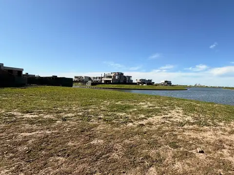 Terreno en Venta, FOS 35