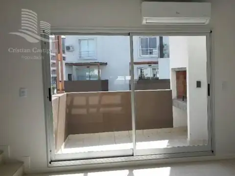 Departamento en Alquiler con 1 cocheras