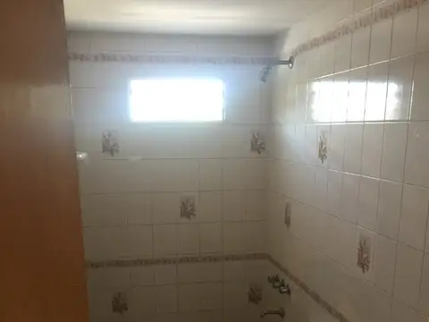 Dpto 3 amb con balcon, ubicado en Balcarce 674 Lomas de Zamora