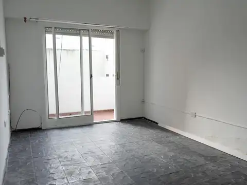 Departamento en Alquiler en Ramos Mejía, $ 500.000