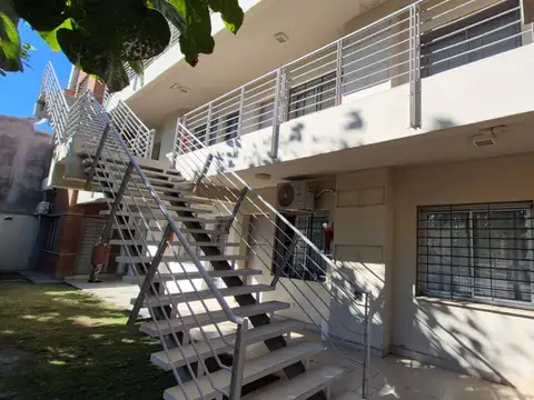 catalina del Bono 100, Piso P.B.