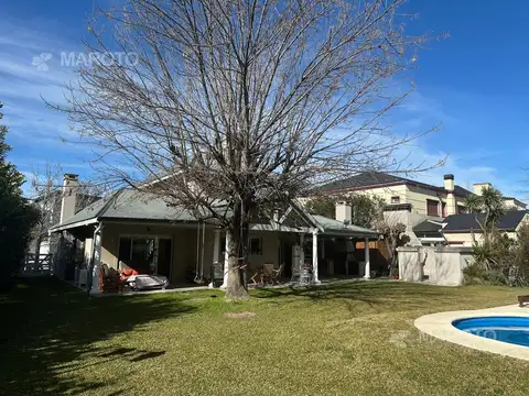 Casa en Venta en Septiembre, USD 275.000