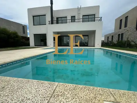 VENTA EN EL CANTON