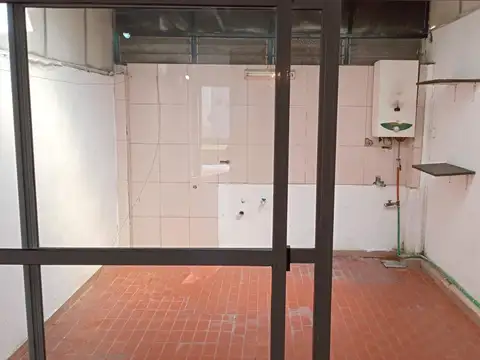 Depto Tipo Casa en Venta en Lanus Oeste, USD 40.000