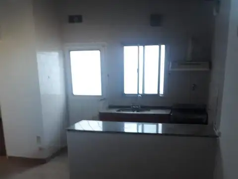 Depto Tipo Casa 2 ambientes con 1 baño