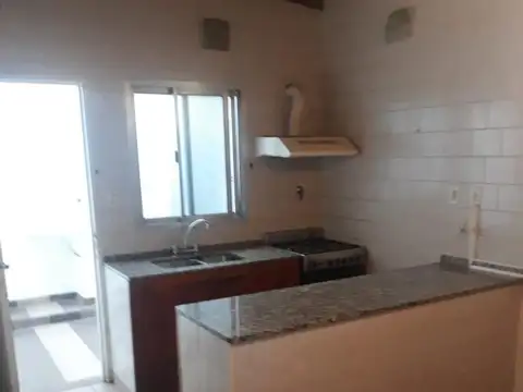 Depto Tipo Casa en Venta de 2 ambientes