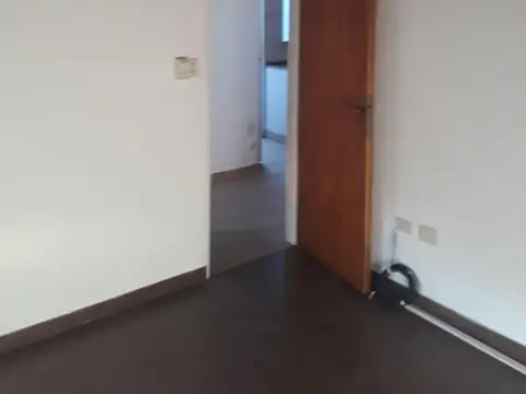 Venta PH PRIMER PISO A LA CALLE- LANUS OESTE