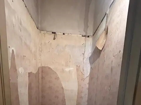 Departamento 8 ambientes con 1 baño