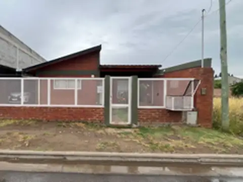 Casa en Plottier 3 dormitorios en una planta