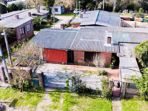Casa en Venta con 1 cochera