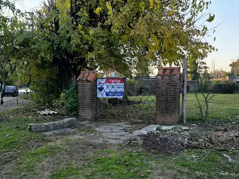 VENTA LOTE 1472M2 CALLE ACCESO A HIGHLAND DEL VISO