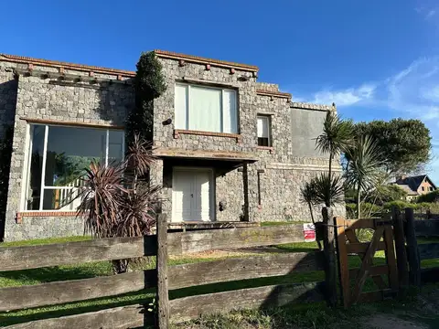 Lindisima casa playera a metros del mar para 6 personas