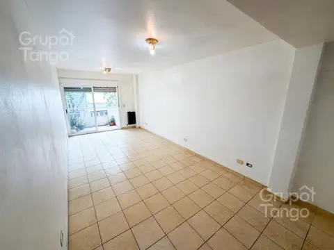 Quilmes 390 , Piso 1