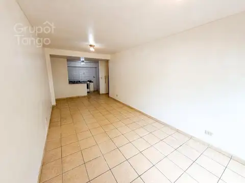 Quilmes 300, Piso 1