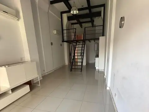 Departamento en Alquiler con 2 cocheras