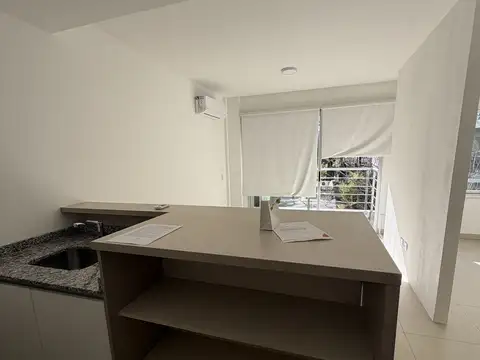 Departamento en Alquiler con 1 cochera