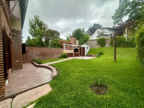 Casa en Venta en Villa Gesell, USD 199.000