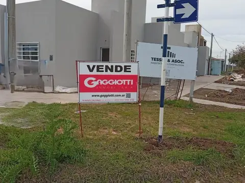 3 Casas en PH de 2 dormitorios