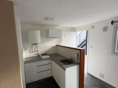 Depto Tipo Casa en Alquiler de Monoambiente