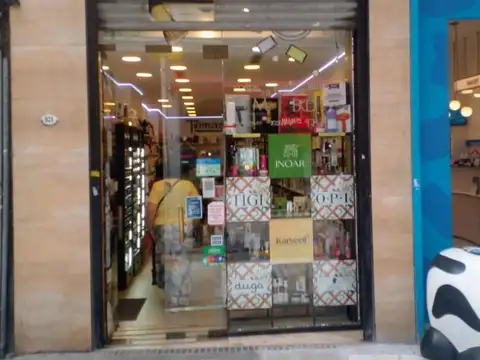 Local COMERCIAL sobre Peatonal