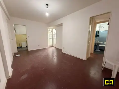 Departamento de 3 ambientes en venta en Floresta.