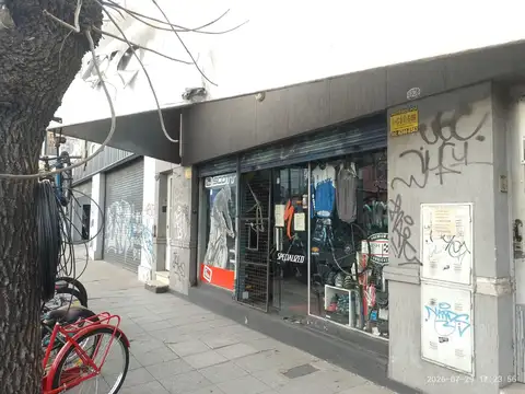 LOCAL EN VENTA EN REMEDIOS DE ESCALADA.