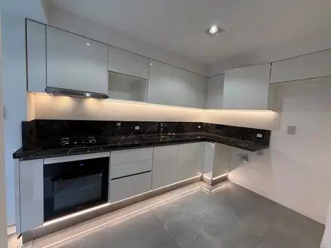 ARAUJO 300, Piso 1